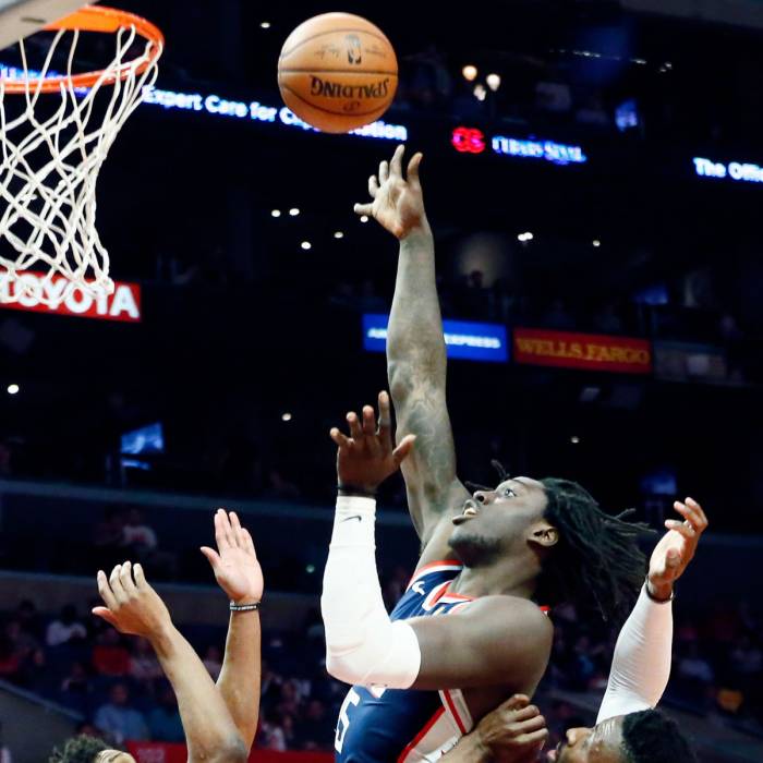 Foto di Johnathan Motley, stagione 2018-2019