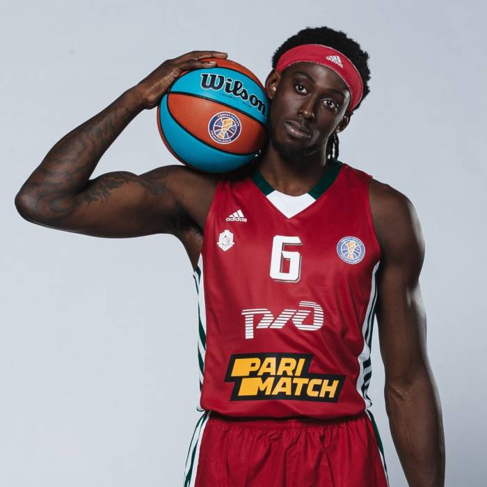 Foto di Johnathan Motley, stagione 2021-2022