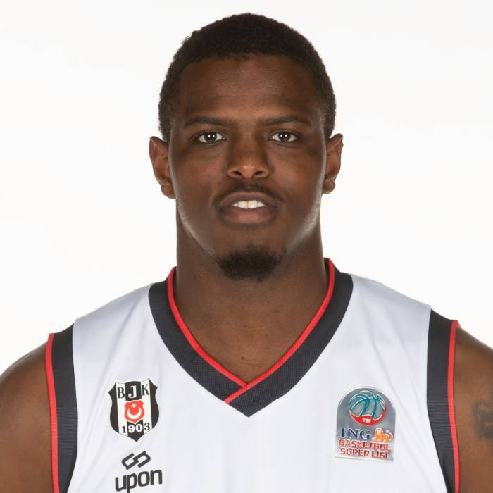 Foto de Isaiah Whitehead, temporada 2021-2022