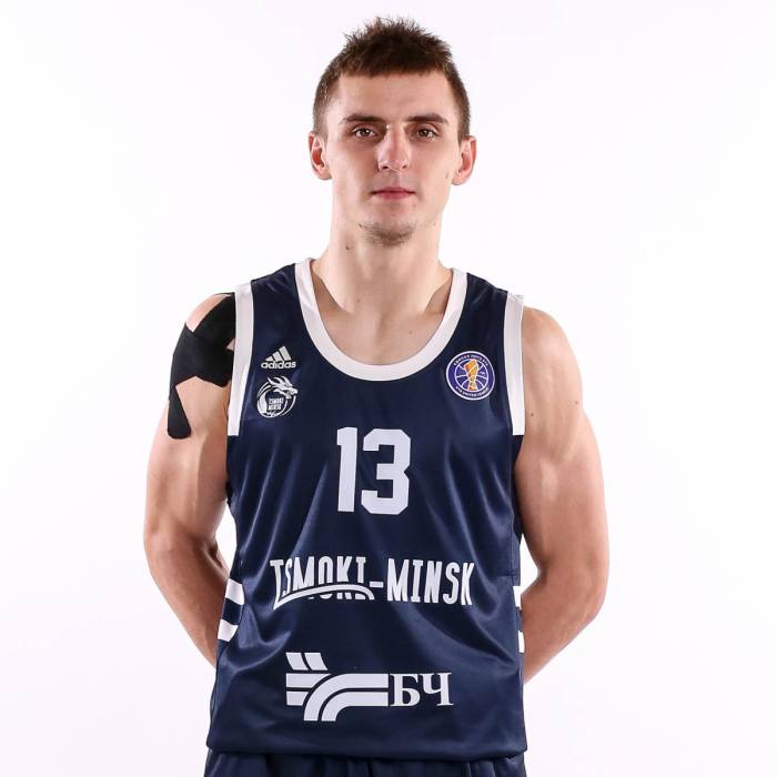 Foto de Maksim Koratcov, temporada 2021-2022