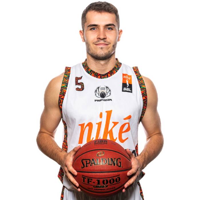 Foto de Matej Majercak, temporada 2021-2022