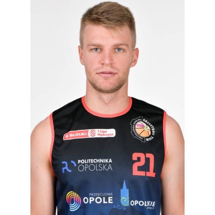 Foto de Pawel Krefft, temporada 2021-2022