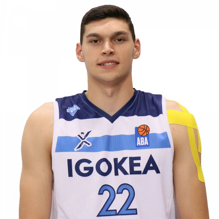 Foto de Dalibor Ilic, temporada 2019-2020