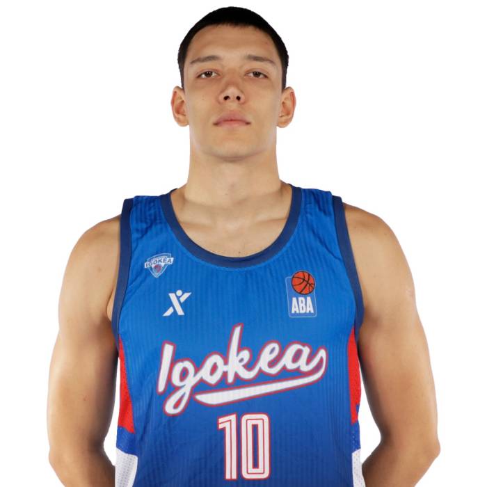 Foto de Nikola Tanaskovic, temporada 2021-2022