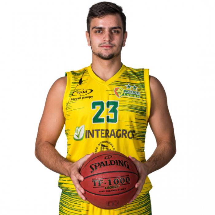 Foto de Patrik Adamik, temporada 2019-2020