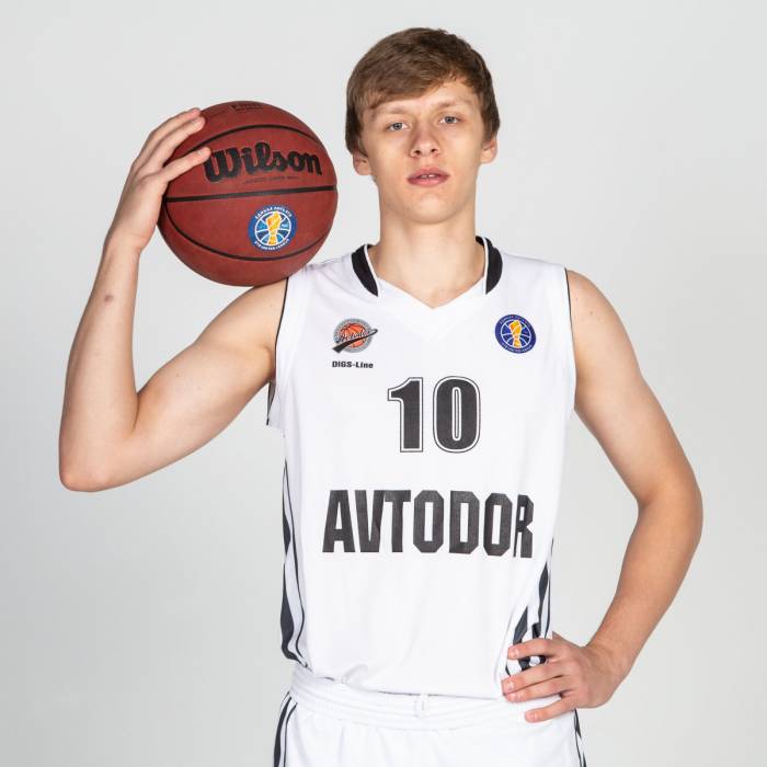 Photo of Nikita Mikhailovskii, 2019-2020 season