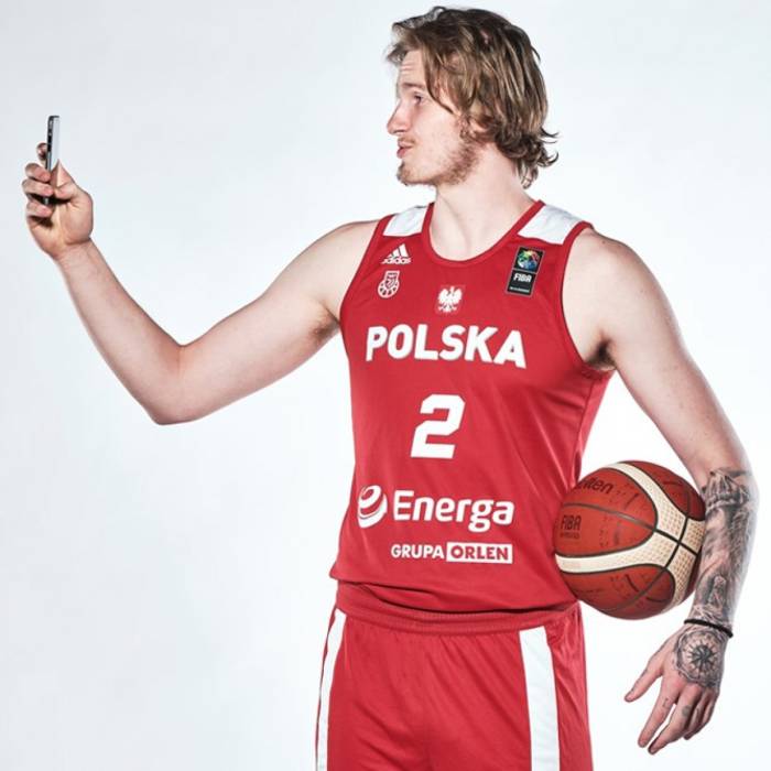 Foto de Aleksander Balcerowski, temporada 2021-2022