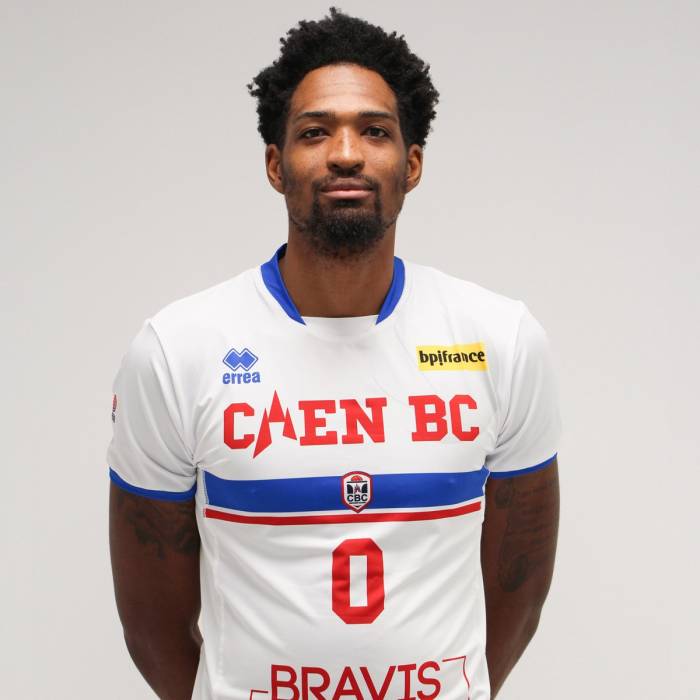 Foto de Kevin Bracy-Davis, temporada 2021-2022