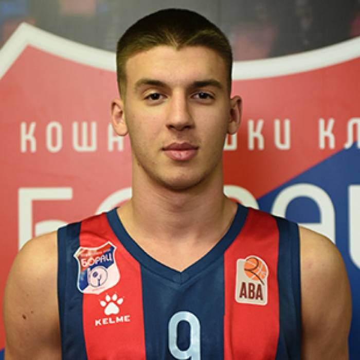 Foto de Kosta Kondic, temporada 2021-2022