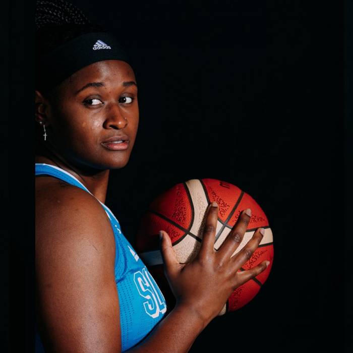 Photo de Shante Evans, saison 2021-2022