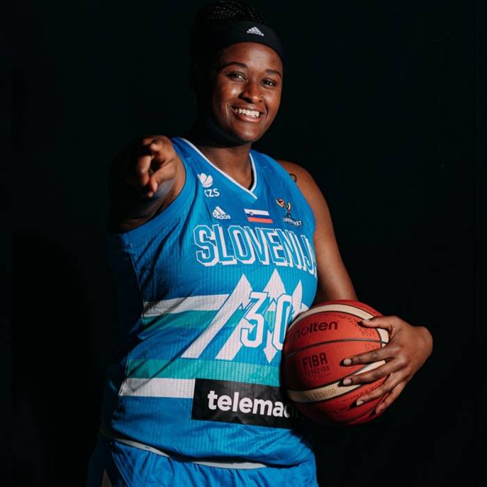 Photo de Shante Evans, saison 2021-2022