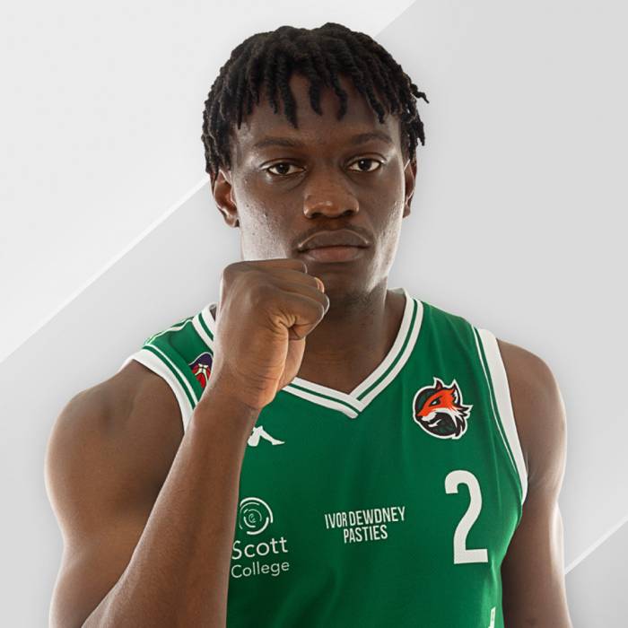 Foto de Tola Okiki, temporada 2019-2020