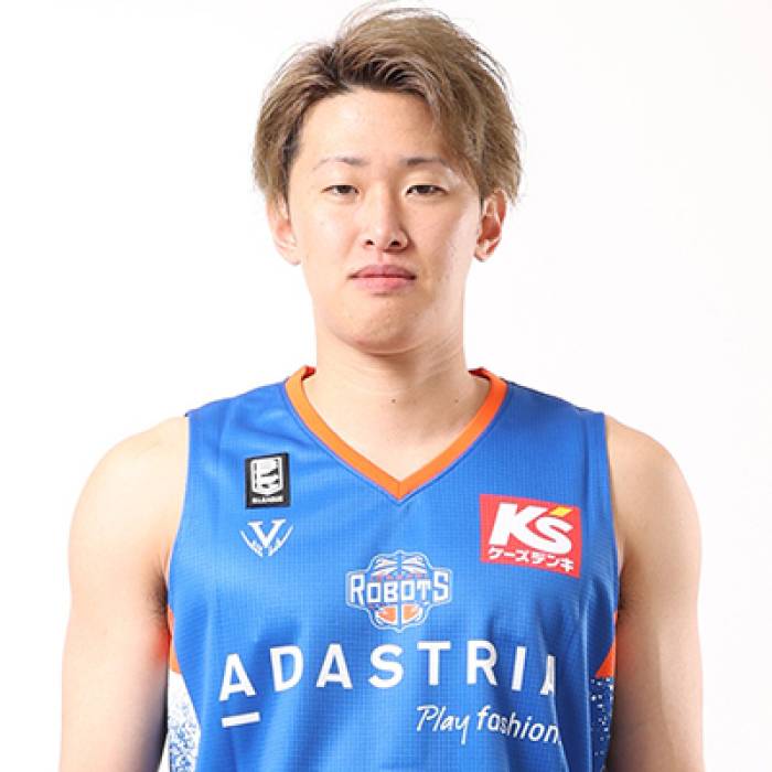 Foto de Yuji Takahashi, temporada 2021-2022