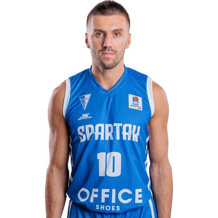 Photo de Nemanja Gordic, saison 2024-2025