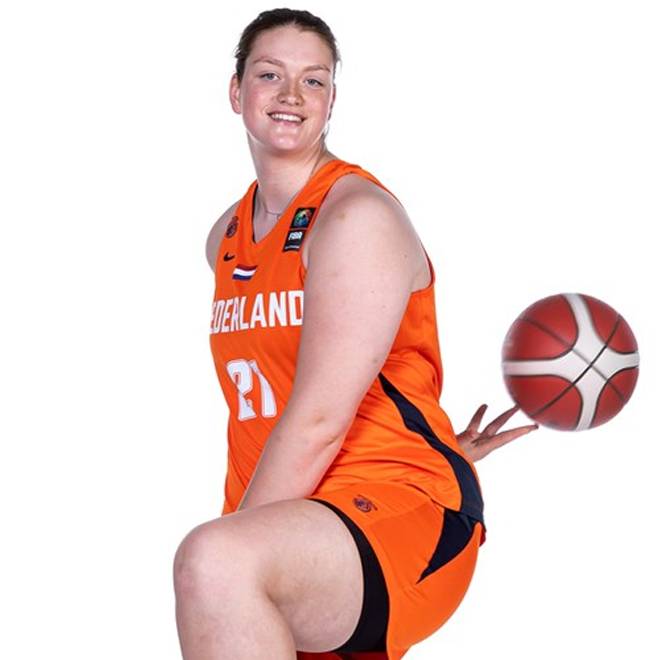 Photo of Lotte Toornstra, 2022-2023 season