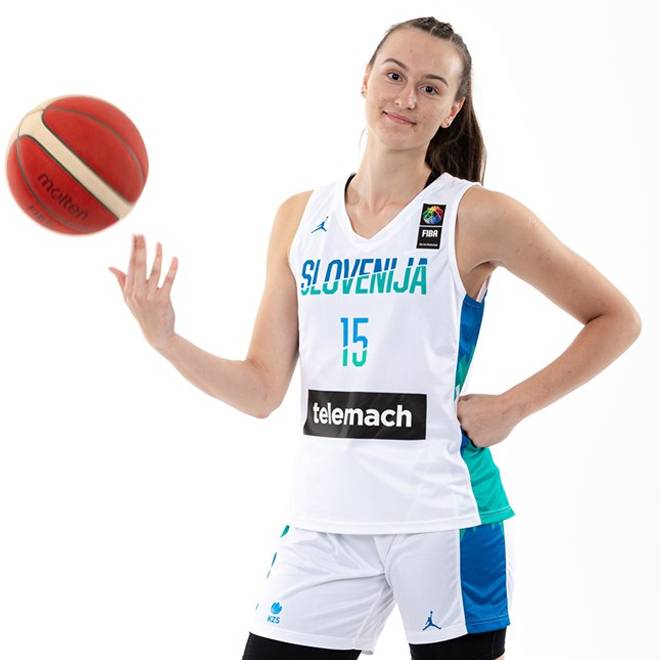 Foto de Ula Krenk, temporada 2022-2023