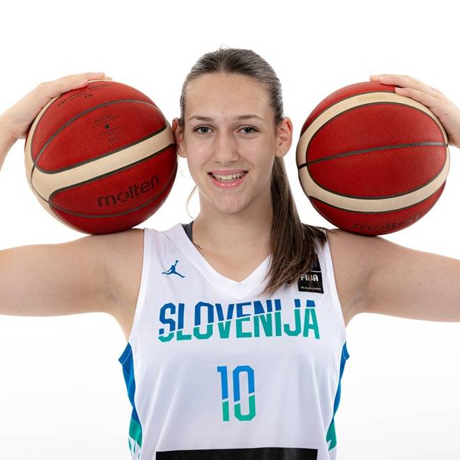 Foto de Elena Lazarevic, temporada 2022-2023