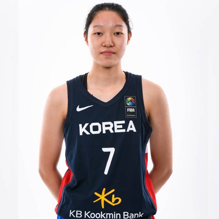 Photo of Minji Lee, 2022-2023 season