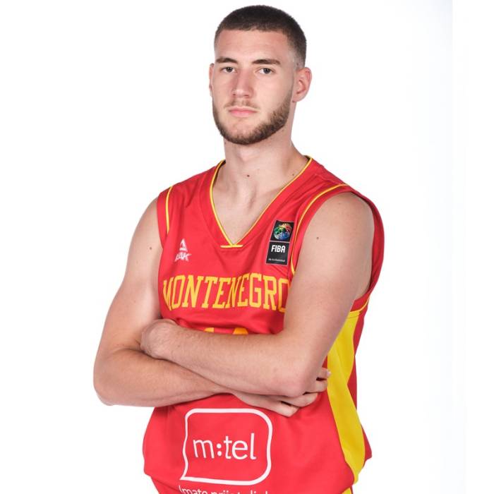 Foto de Nikola Glendza, temporada 2022-2023