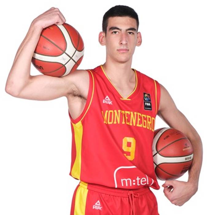 Photo de Nikola Ratknic, saison 2022-2023