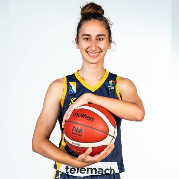 Foto de Emina Kameric, temporada 2022-2023