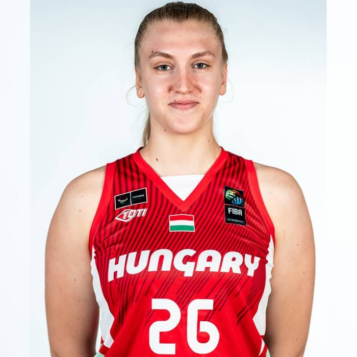 Foto de Edina Strausz, temporada 2022-2023