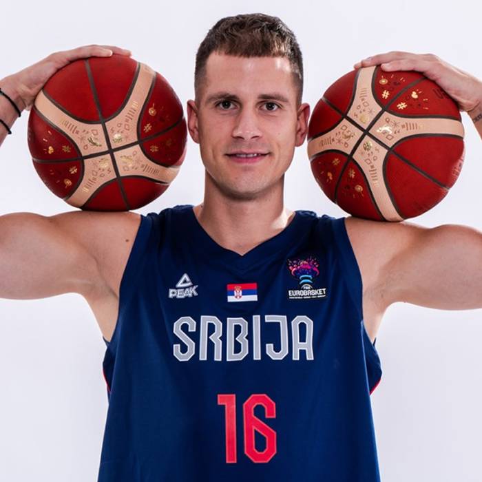 Photo de Nemanja Nedovic, saison 2022-2023