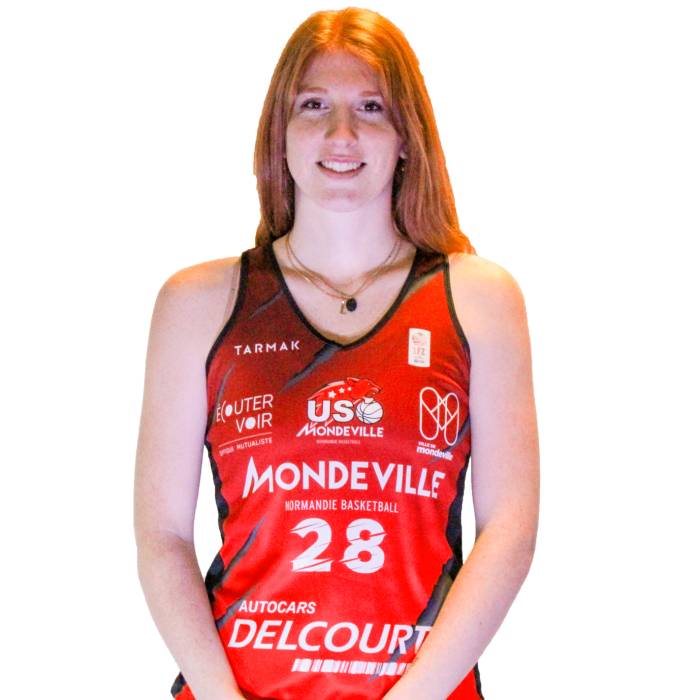 Photo de Louise Bussiere, saison 2022-2023